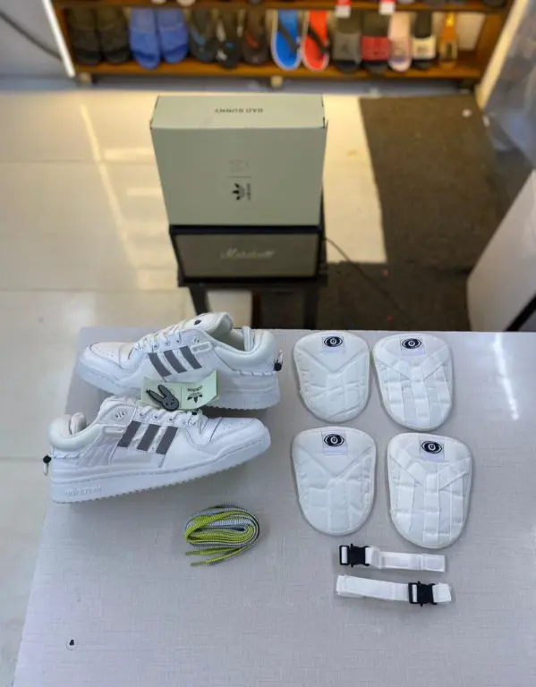 IMG-20231224-WA0540 adidas first copy shoes